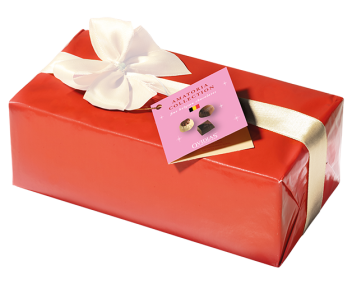 Schachtel mit Geschenkpapier und Schleife (250g)